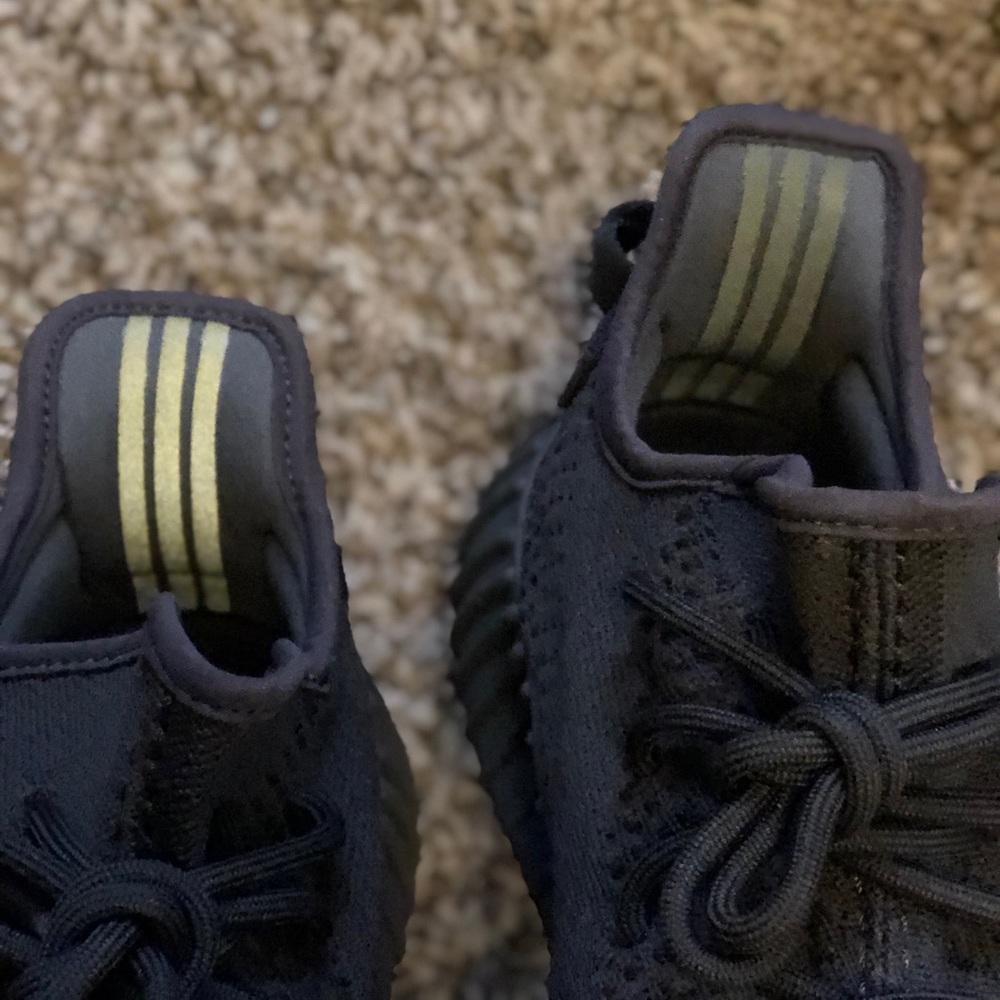 ❌SOLD❌Yeezy Boost 350 V2 -Cinder- mens size 11 - Picture 2 of 8